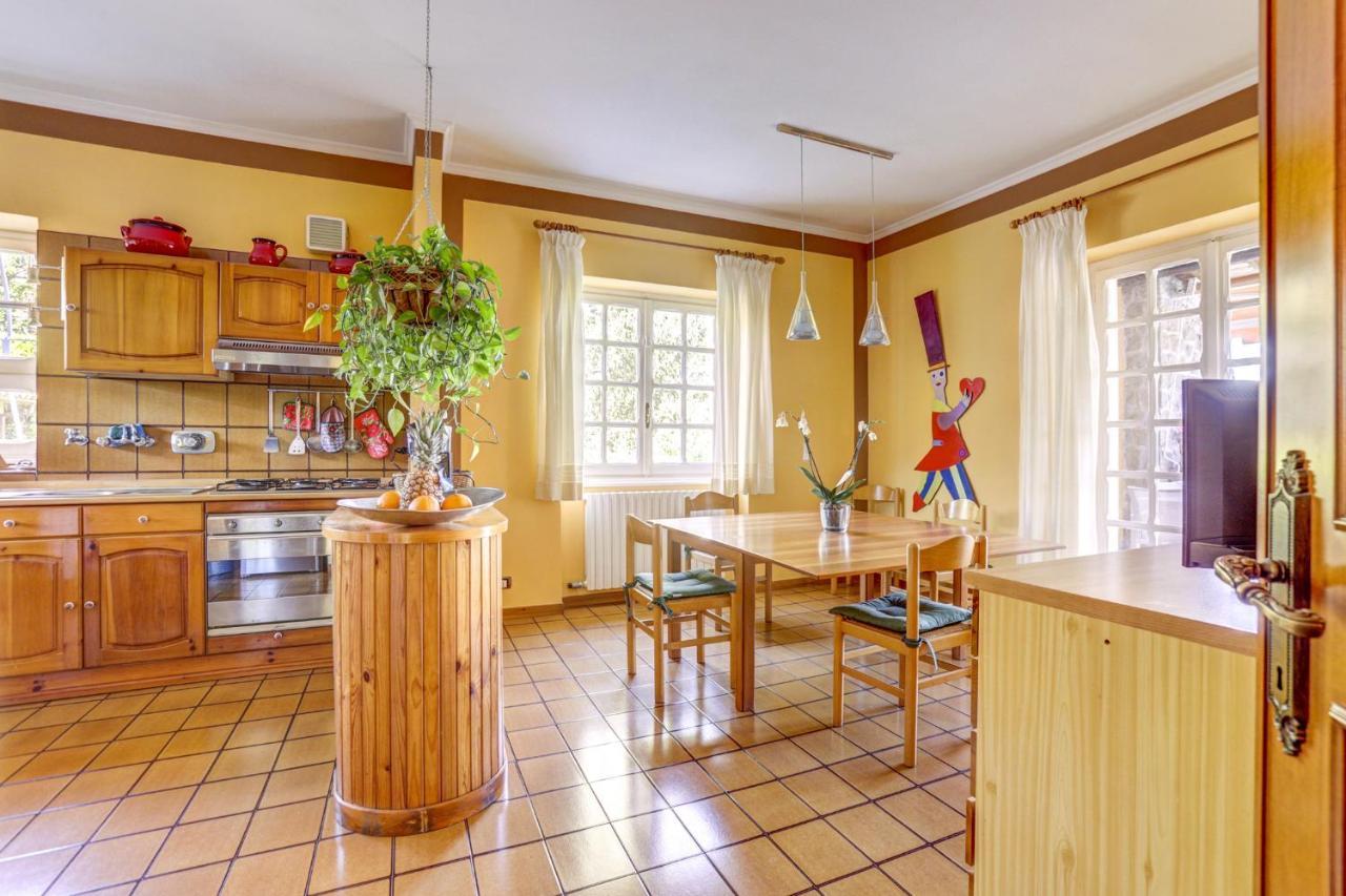 Villa Luce-Casa Vacanza Con Vista Panoramica Mare. Velletri Dış mekan fotoğraf